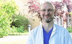 Dr. med. Tobias Wagner, Funktionsoberarzt, Innere Medizin I / Gastroenterologie, Kardiologie, Diabetologie, Allgemeine Innere Medizin, St. Marien-Krankenhaus Berlin Dr. med. Tobias Wagner, Funktionsoberarzt der Abteilung Innere Medizin I / Gastroenterologie, Kardiologie, Diabetologie, Allgemeine Innere Medizin im Sankt Marien-Krankenhaus Berlin